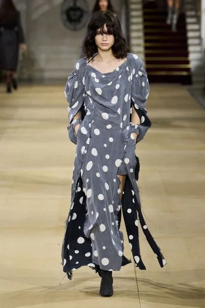 Look 42
